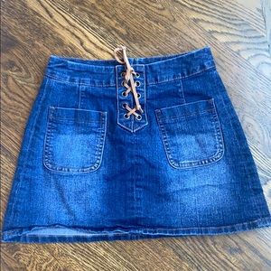 Justice Jean skort